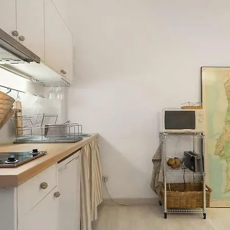 Apartment White Fabrica House *