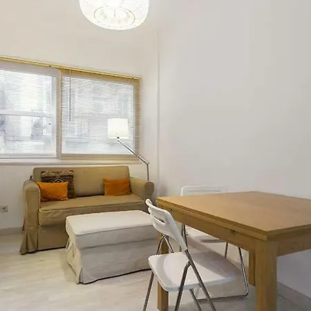 White Fabrica House Apartament *