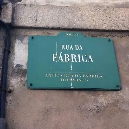 White Fabrica House Порту